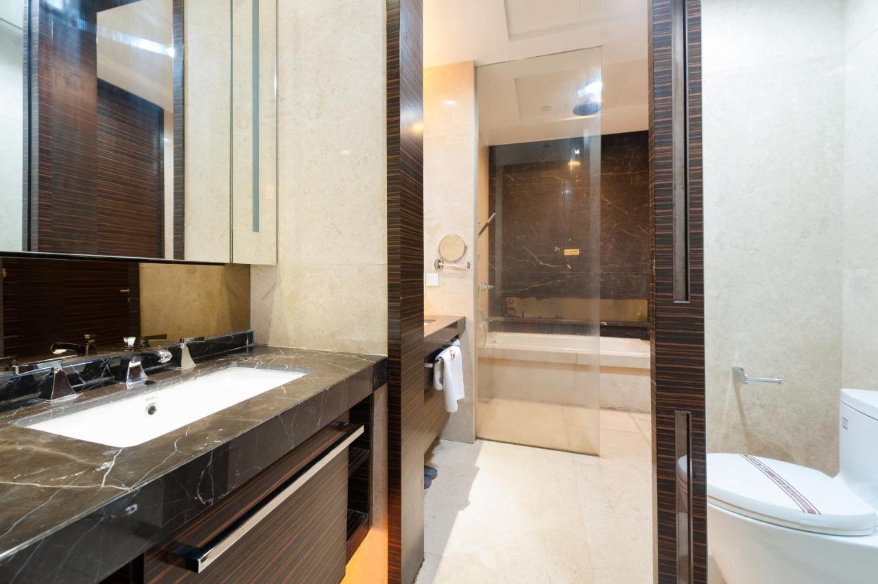 Yicheng Pazhou Poly World Trade Centre Apartment Kanton Exterior foto